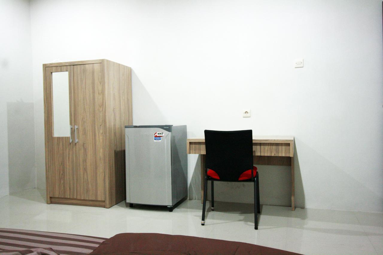Dparagon Medokan Ayu Otel Surabaya Dış mekan fotoğraf